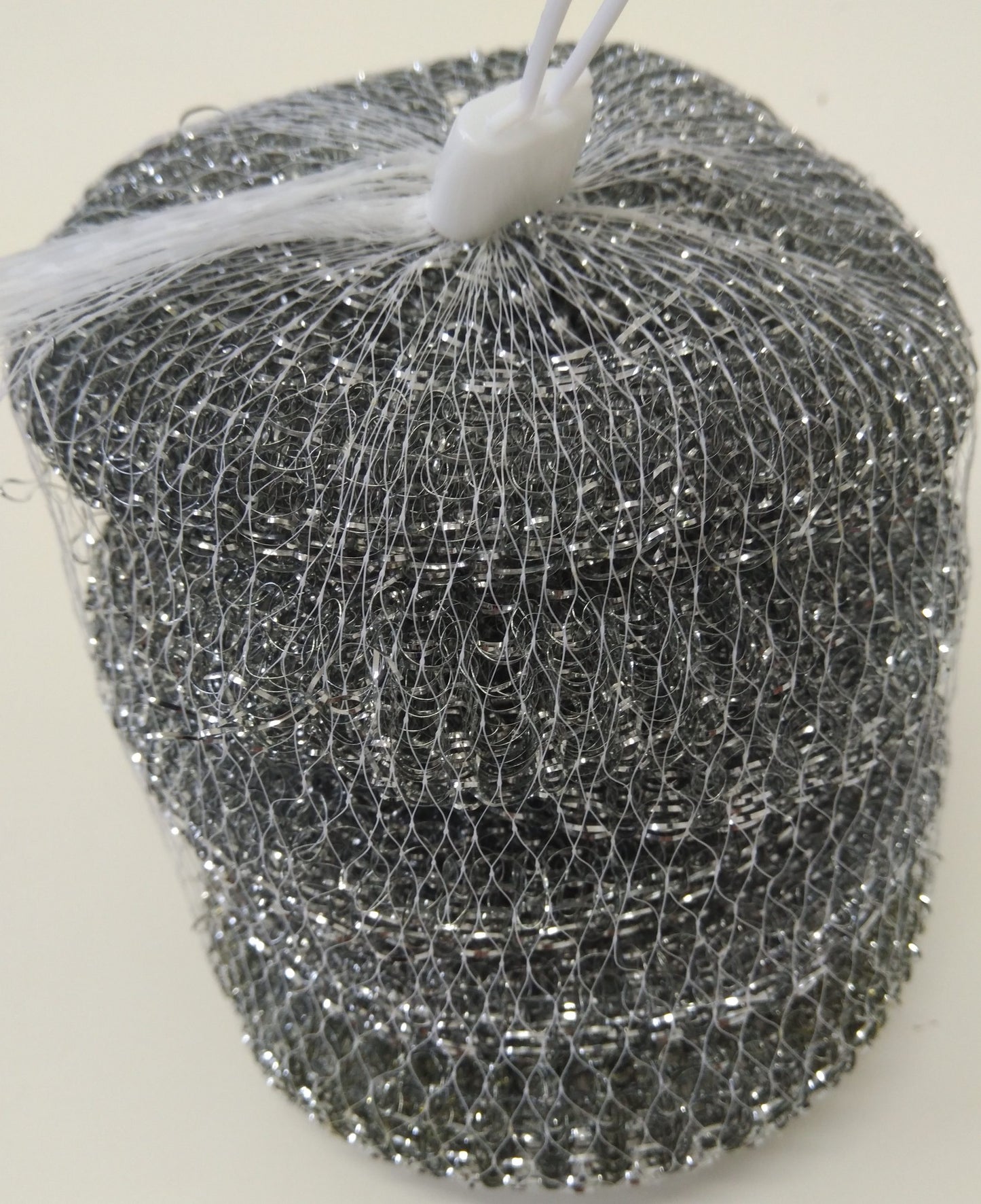 Домакинска тел едра